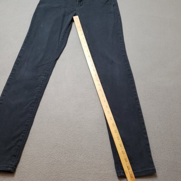Levis Premium 711 Skinnyblackwomens Jeans Size 29 - Picture 10 of 10